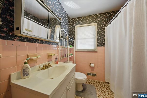 DE Listing image placeholder