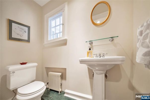 DE Listing image placeholder