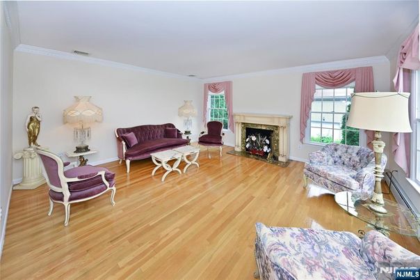 DE Listing image placeholder