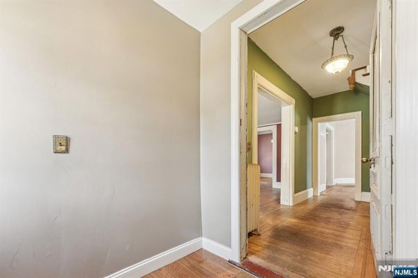 DE Listing image placeholder