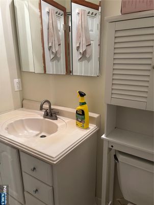 DE Listing image placeholder