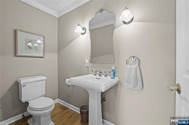 DE Listing image placeholder