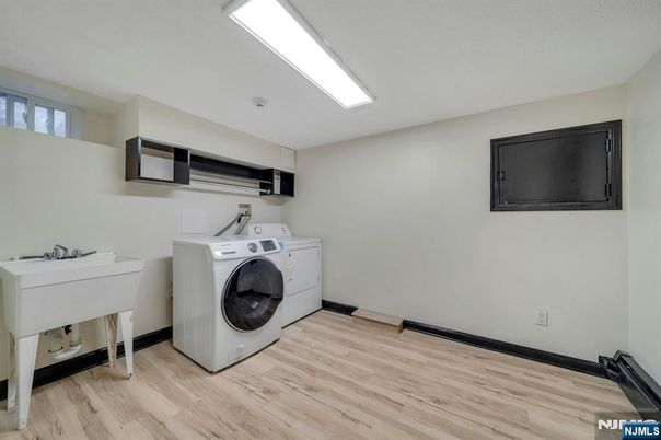 DE Listing image placeholder