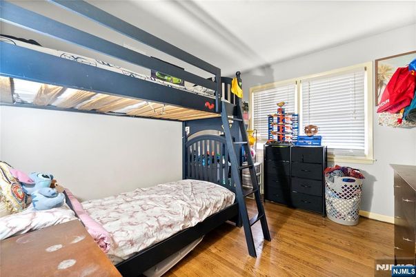 DE Listing image placeholder
