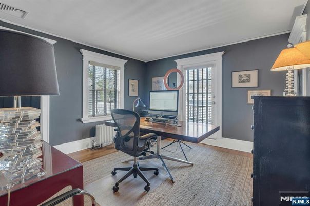 DE Listing image placeholder