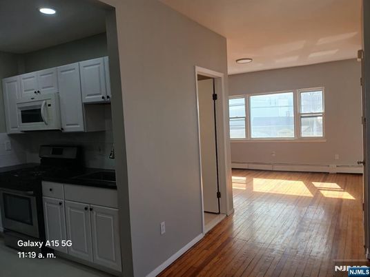 DE Listing image placeholder