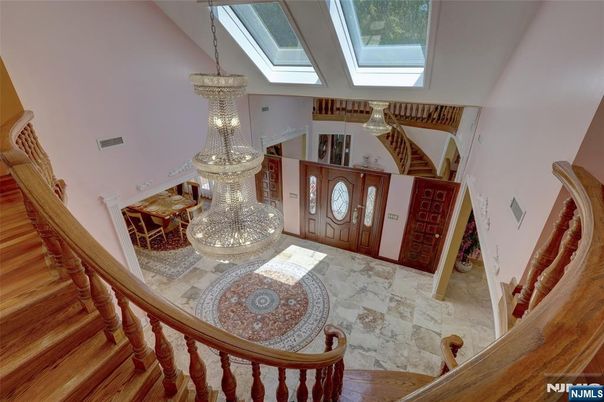 DE Listing image placeholder