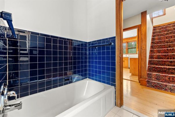 DE Listing image placeholder