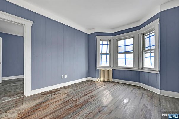 DE Listing image placeholder