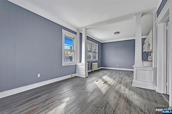 DE Listing image placeholder