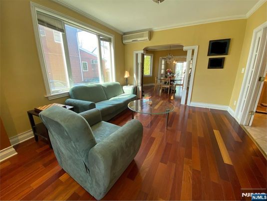 DE Listing image placeholder