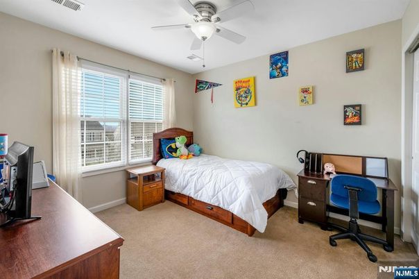 DE Listing image placeholder