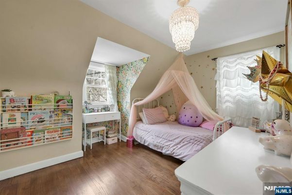 DE Listing image placeholder