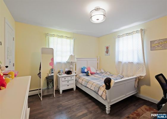 DE Listing image placeholder