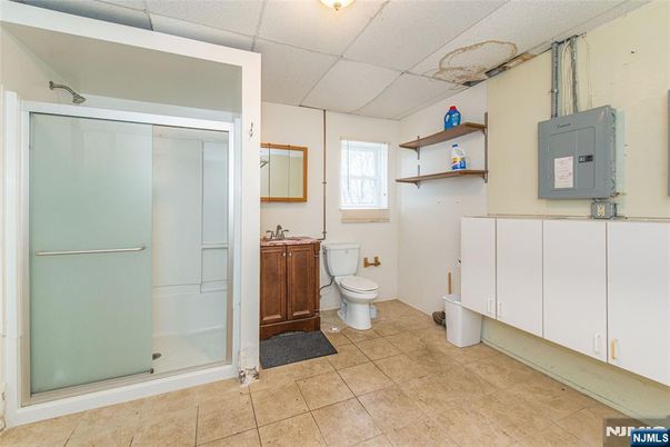 DE Listing image placeholder