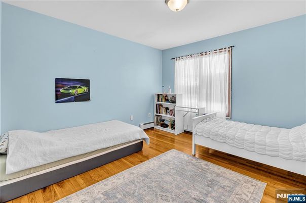DE Listing image placeholder