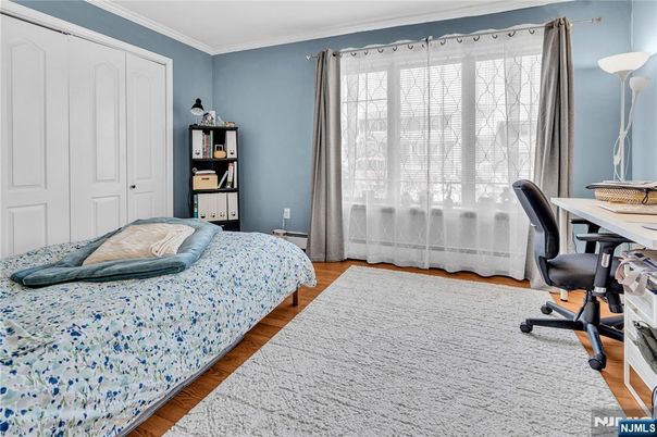 DE Listing image placeholder