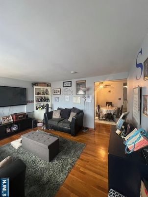 DE Listing image placeholder