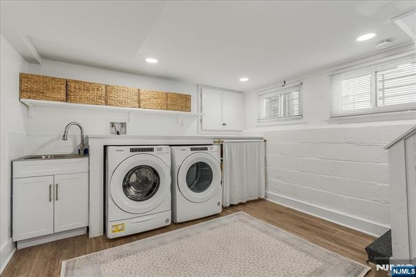 DE Listing image placeholder