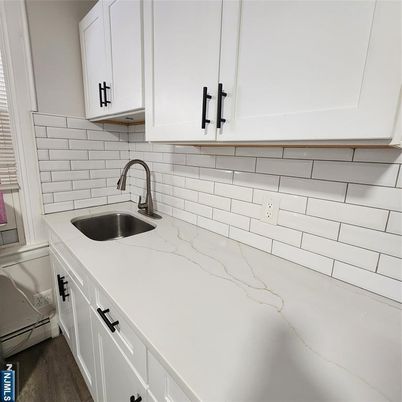 DE Listing image placeholder