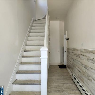 DE Listing image placeholder