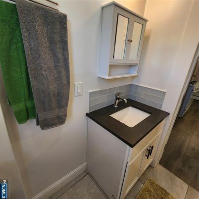 DE Listing image placeholder