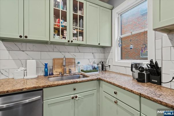 DE Listing image placeholder