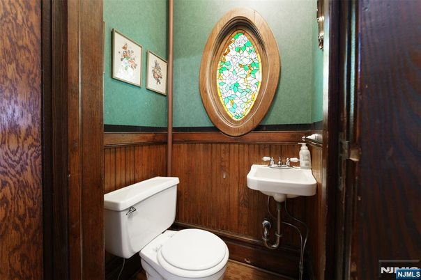 DE Listing image placeholder
