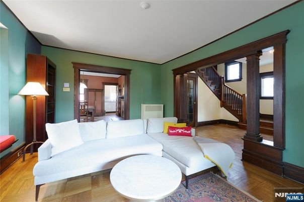 DE Listing image placeholder