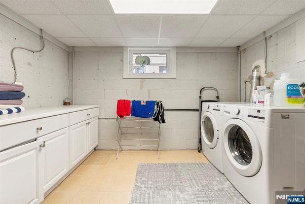 DE Listing image placeholder