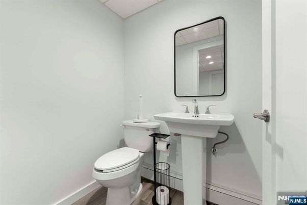 DE Listing image placeholder