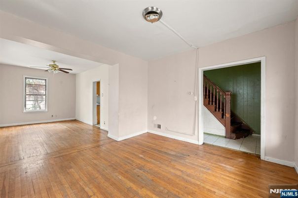 DE Listing image placeholder