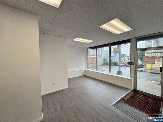 DE Listing image placeholder