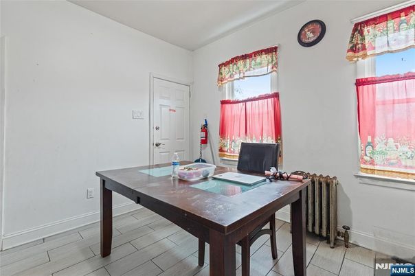 DE Listing image placeholder