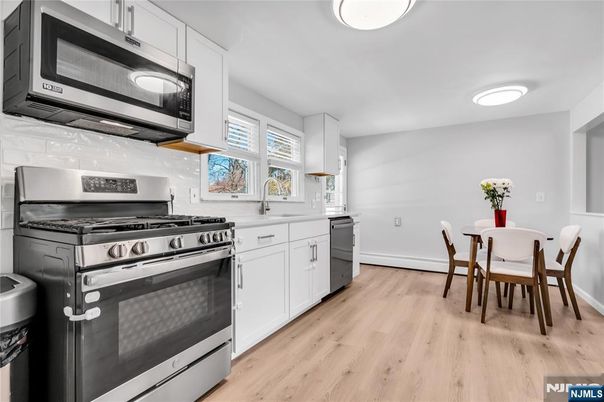DE Listing image placeholder