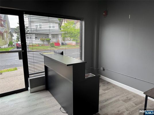 DE Listing image placeholder