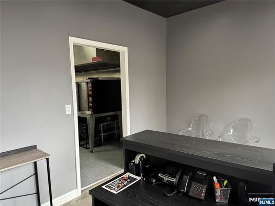 DE Listing image placeholder