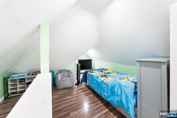 DE Listing image placeholder