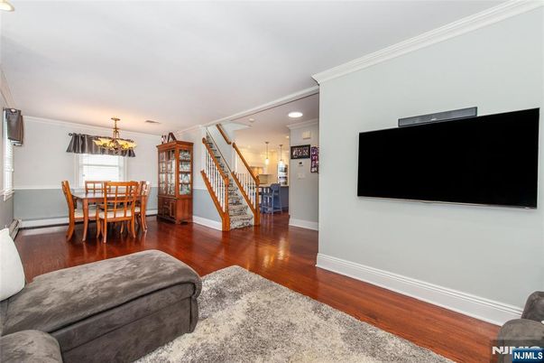 DE Listing image placeholder