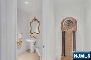 DE Listing image placeholder
