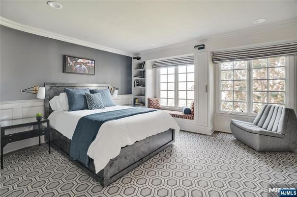 DE Listing image placeholder