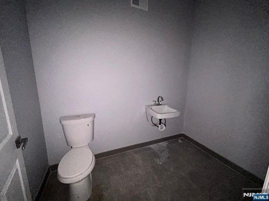DE Listing image placeholder