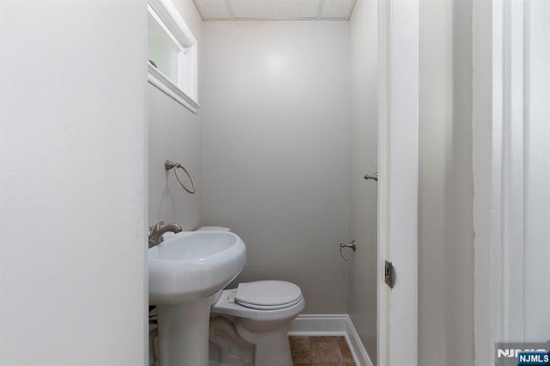 DE Listing image placeholder