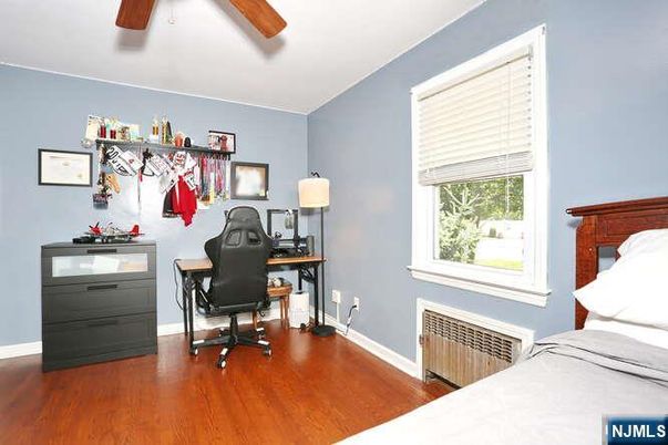 DE Listing image placeholder