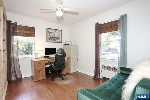 DE Listing image placeholder