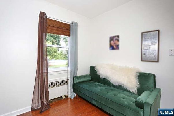 DE Listing image placeholder