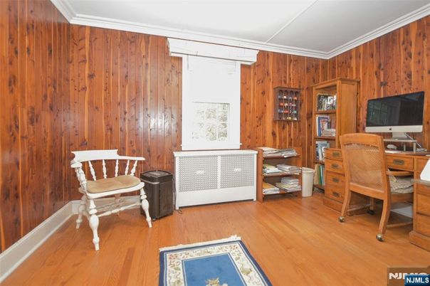 DE Listing image placeholder