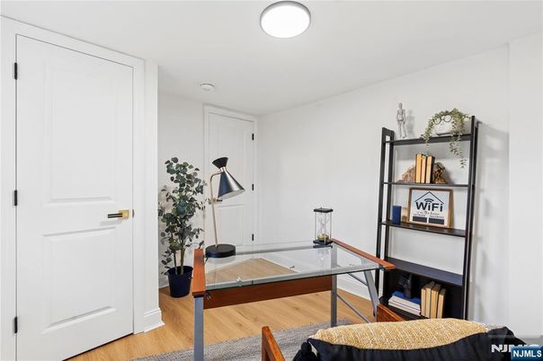 DE Listing image placeholder