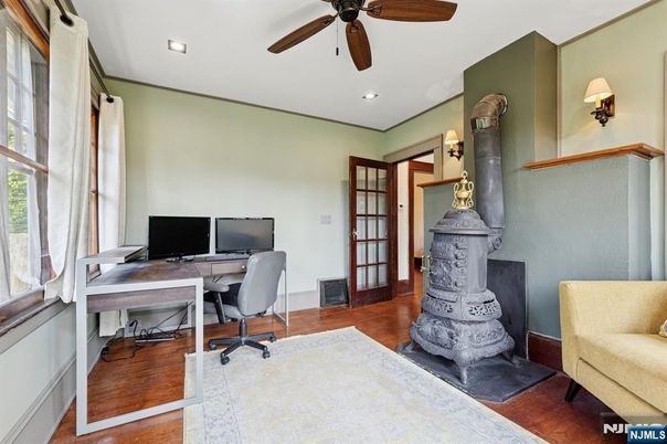DE Listing image placeholder