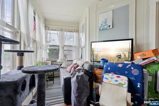 DE Listing image placeholder